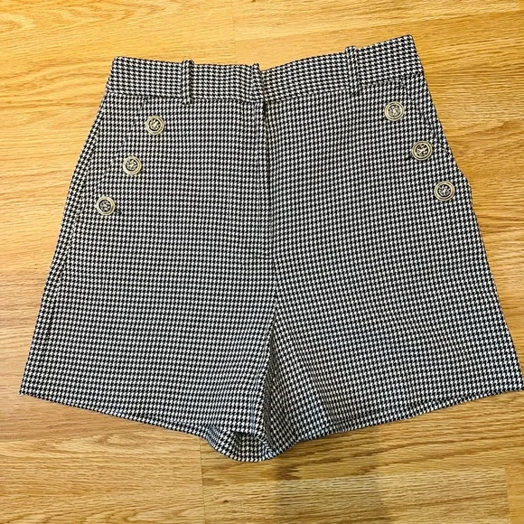 Zara shorts - Picture 1 of 3